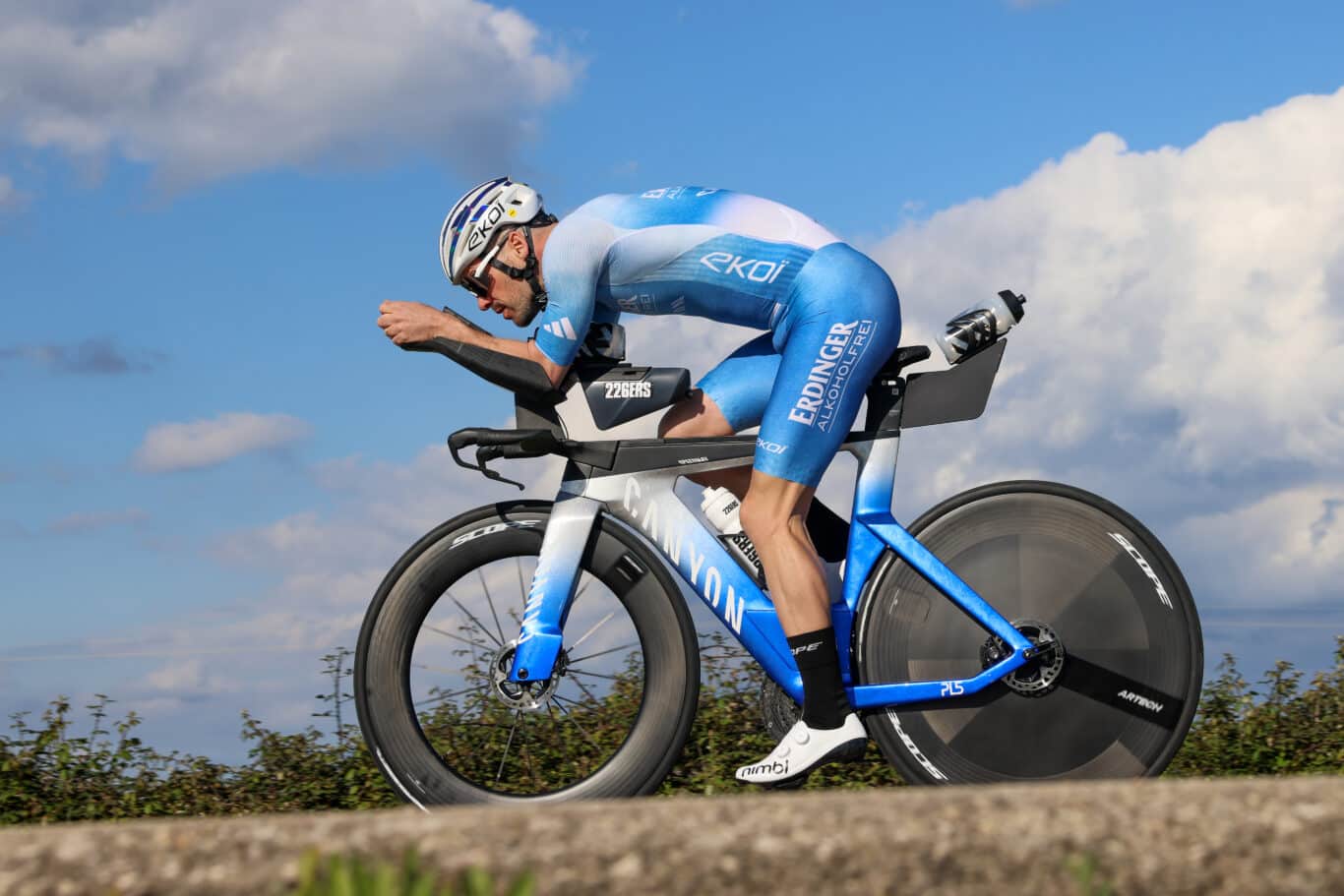 IRONMANとのコラボフレーム。リミテッドエディション「TALON」 Official partner Team Picnic PostNL